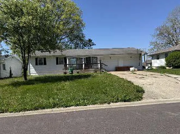 909 Kent Rd, Mexico, MO 65265
