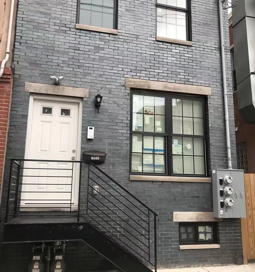 3 bed, 1400 sqft, $1,700 — Photo 2