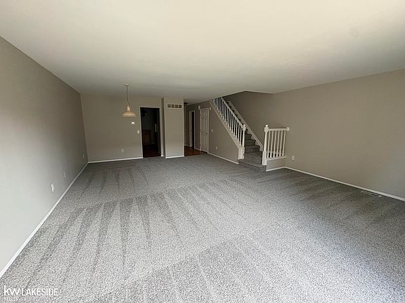 3rd image of 616 Byron Ct #39