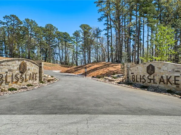 5 Winterberry Ln, Rogers, AR 72756