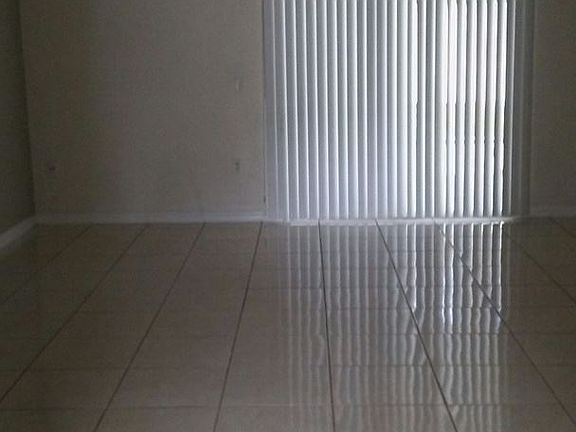 2nd image of 3530 Monument Dr