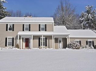 4 Sparrow Rd, Randolph, NJ 07869