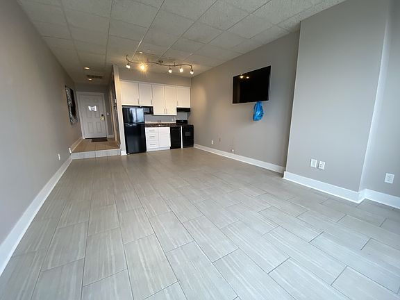 2nd image of 431 S 7th St APT 2628