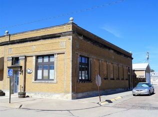 124 N 4th St, Indianola, NE 69034