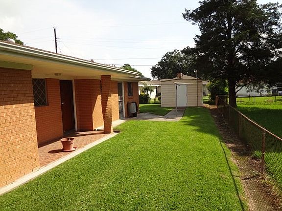 2nd image of 3660 Avalon Ave