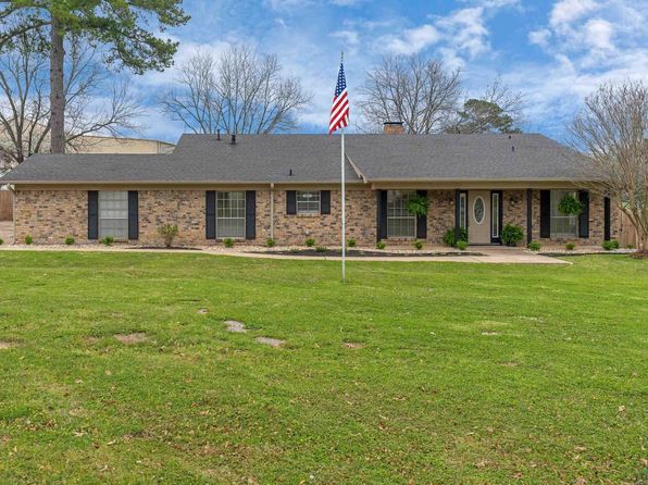 3897 Lansing Switch Rd, Longview, TX 75602