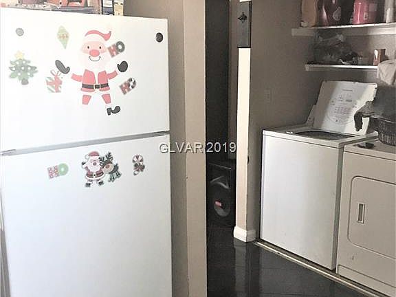 5th image of 3645 Lake Shore Ct