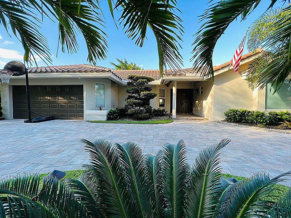 1st image of 1646 Eastlake Way