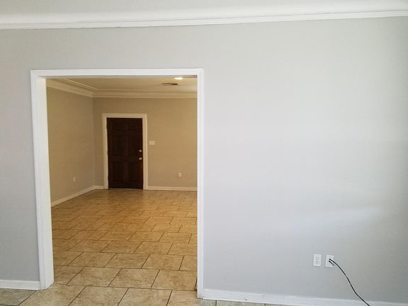 4th image of 3125 Saint Anthony Ave