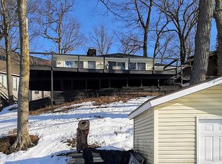 11954 Lakeway Dr, Plainwell, MI 49080