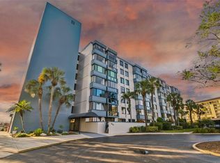 644 Island Way APT 206, Clearwater, FL 33767