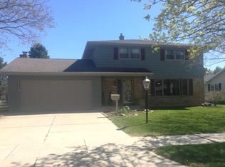 1511 Castle Ave, Sheboygan, WI 53081