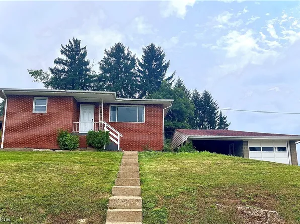 809 Delia Ave, Martins Ferry, OH 43935