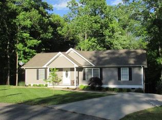 670 Hickory Ln, Sparta, TN 38583