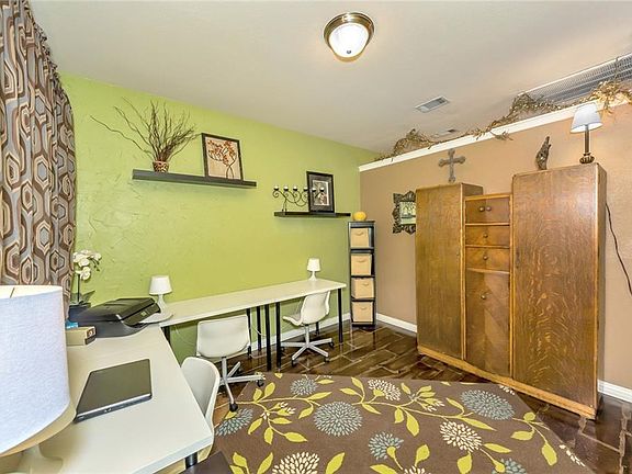 3rd image of 5024 Wild Oats Dr
