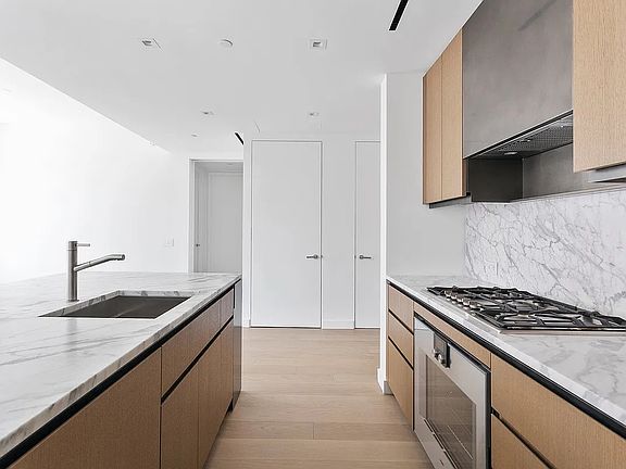 4th image of 555 W 22nd St #9FE