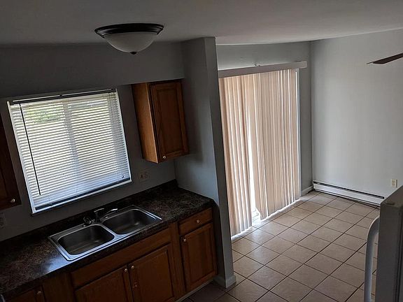 3rd image of 4524 Wayne Meadows Cir