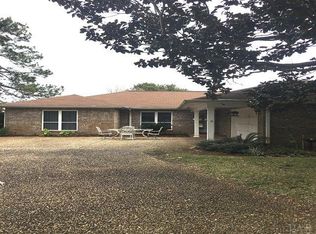 364 Bunker Hill Dr, Pensacola, FL 32506