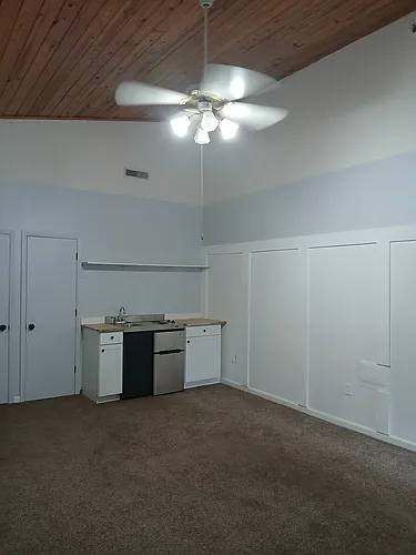 713 Cates St #713B Photo 1