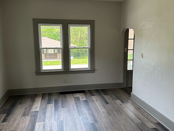 5th image of 411 Sells Ln