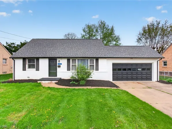 2703 Joseph Pl NW, Canton, OH 44708