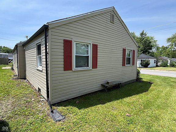 3rd image of 622 N Werber St