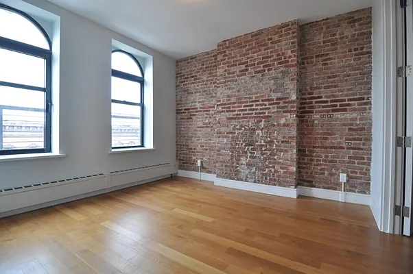 Rented by EXR Somerset LLC | media 2