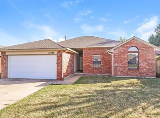 12404 NW 3rd St, Yukon, OK 73099