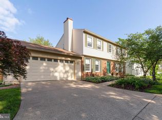 628 3rd St, Herndon, VA 20170