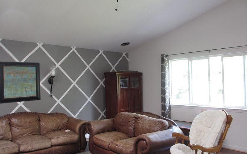 2nd image of 2595 Hall Ave