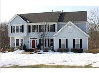 141 Castle Rocks Rd, Warwick, RI 02886