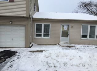 236 Algonquin Ct UNIT A, Bolingbrook, IL 60440