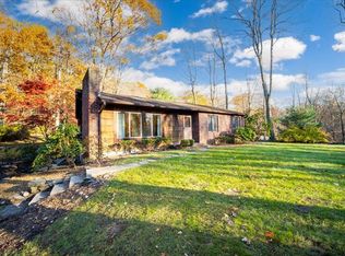 38 Old Sylvan Lake Rd, Hopewell Junction, NY 12533