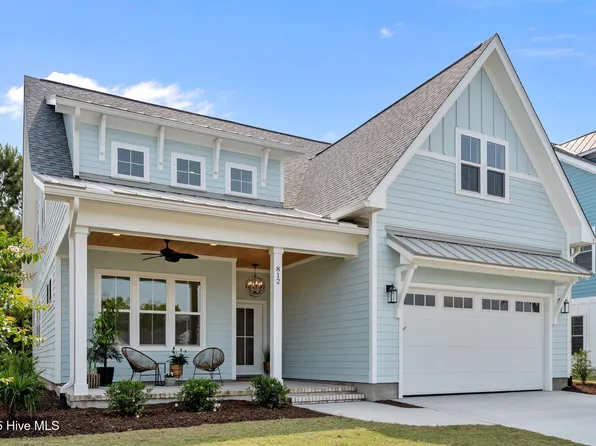 812 Lake Willow Way, Holly Ridge, NC 28445