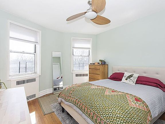3rd image of 1815 Foster Ave #5B