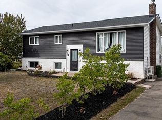 74 Cartier St, Shediac, NB E4P 1L3