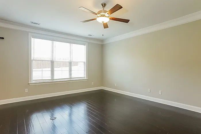 568 Bunchgrass St — Photo 2