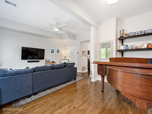 4th image of 2313 W Shakespeare Ave