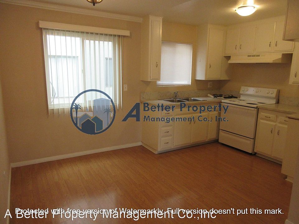 1st image of 4118 Hathaway Ave APT 2