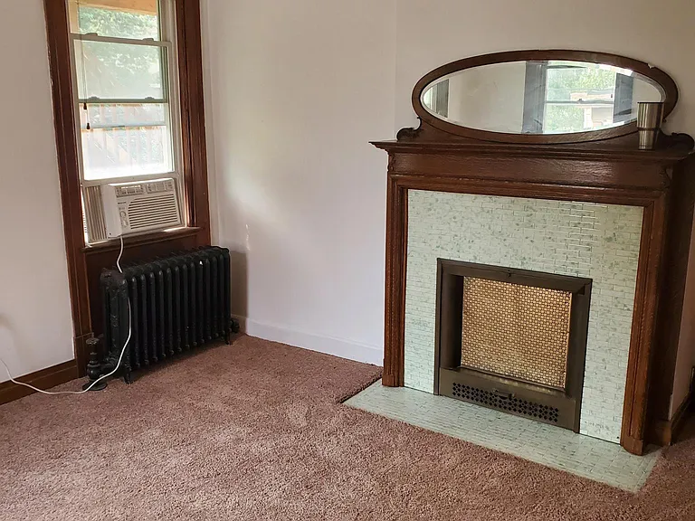 421 Orchard Ave #4 — Photo 3