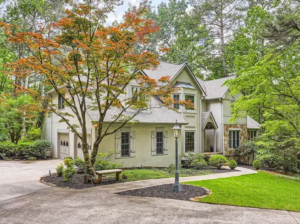 5161 Hermitage Dr, Powder Springs, GA 30127