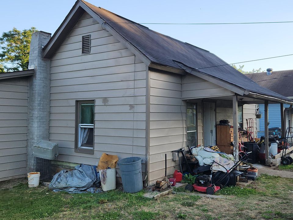 2nd image of 2450 Brown Ave