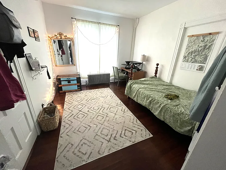 380 Main St #1 — Photo 5