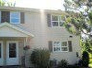 1018 Bong Blvd, Duluth, MN 55811