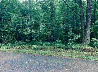 2295 Knollwood Dr, Harbor Springs, MI 49740