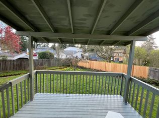 639 N 143rd St #B, Seattle, WA 98133