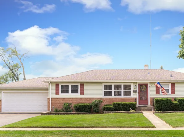 533 W Moreland Ave, Addison, IL 60101