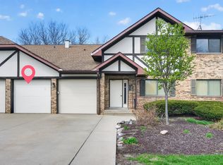 107 Walters Ln APT 2A, Itasca, IL