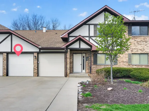 107 Walters Ln APT 2A, Itasca, IL 60143