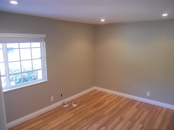 5th image of 1821 Olive Ave APT A
